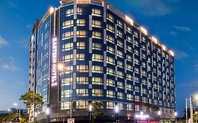 Eastern Hotel Jeju 4*